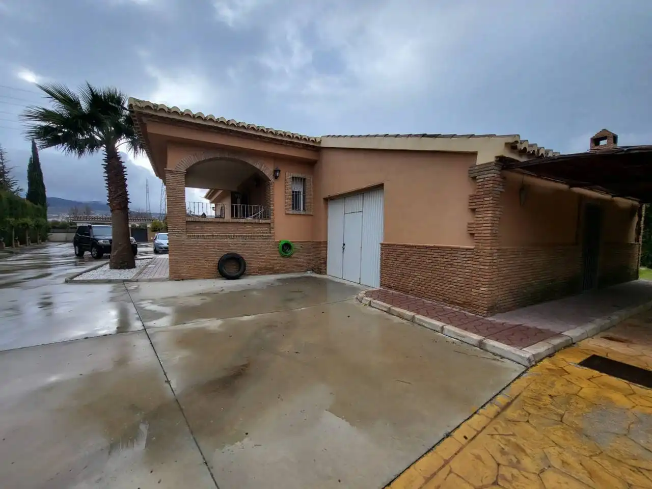 Chalet con piscina en venta en Baza, imagen 4