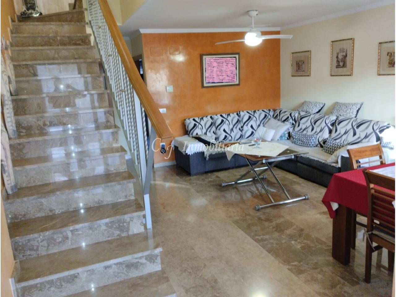 Casa adosada en venda a Calle Juan Negrín, Nuevo Centro