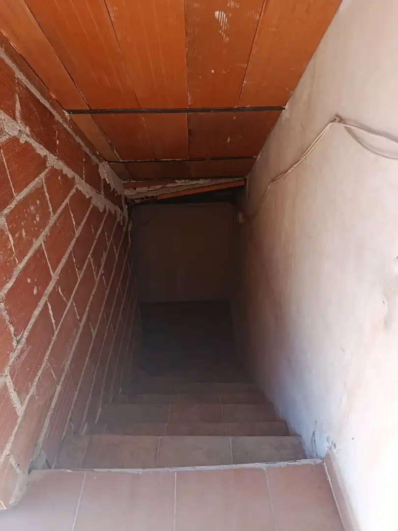 Casa adosada en venda en Mota del Cuervo amb Calefacció, Terrassa i Moblat