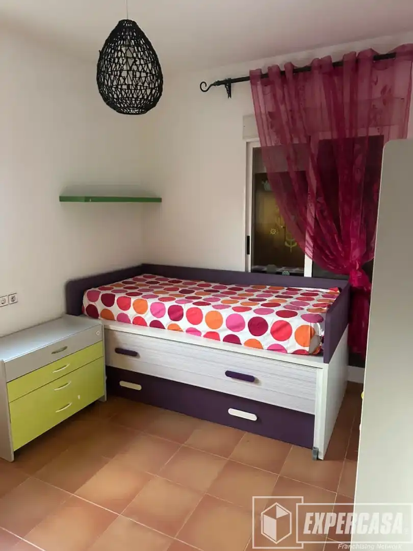 Bedroom of Houses for rent in La Pobla de Vallbona  with Air Conditioner, Heating and Terrace