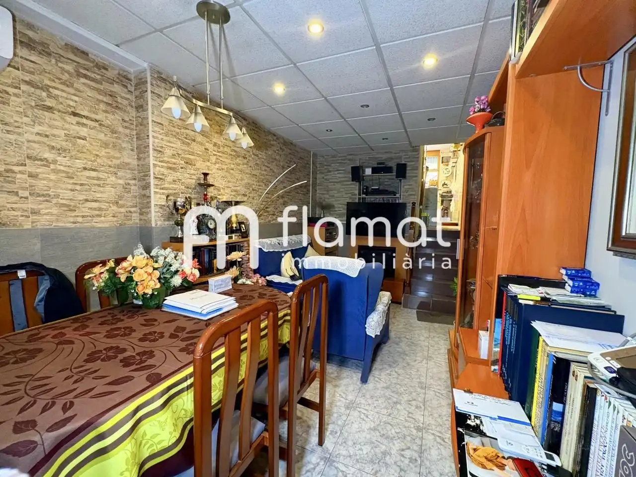 Maisonette zum Verkauf in Barcelona mit Klimaanlage und Terrasse