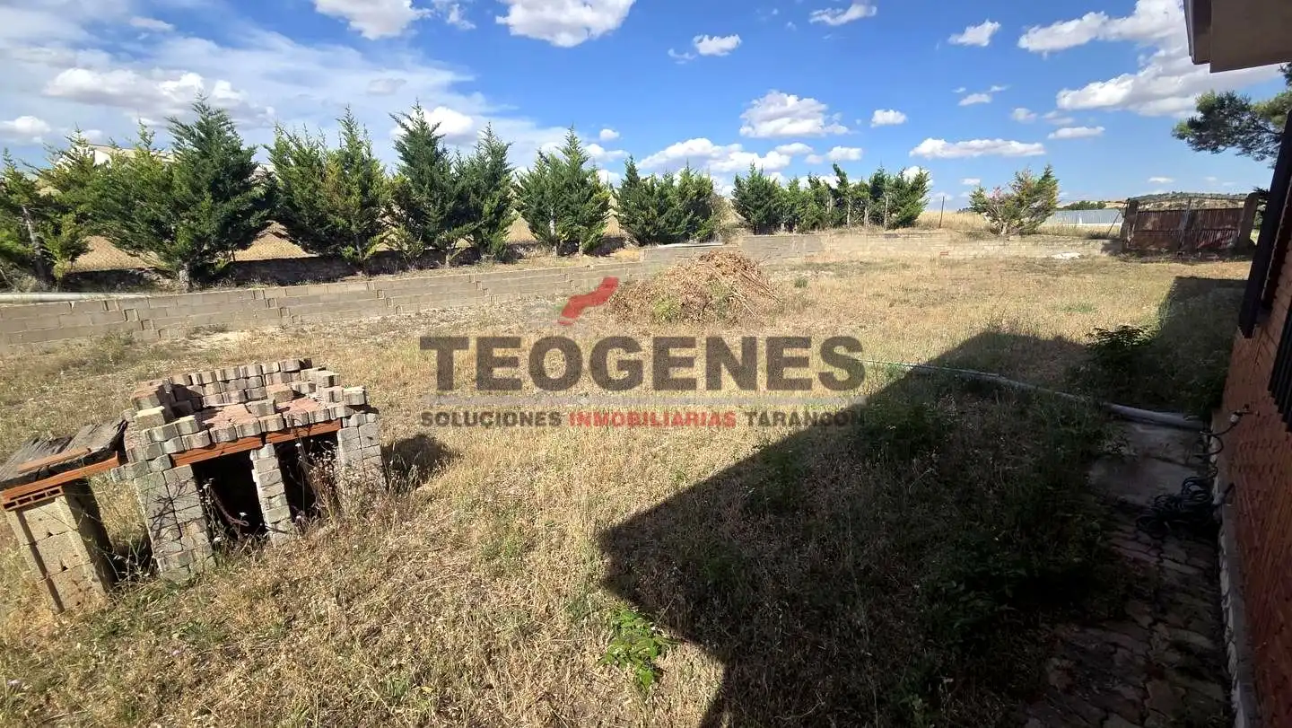 Houses for sale in Villares del Saz  with Heating