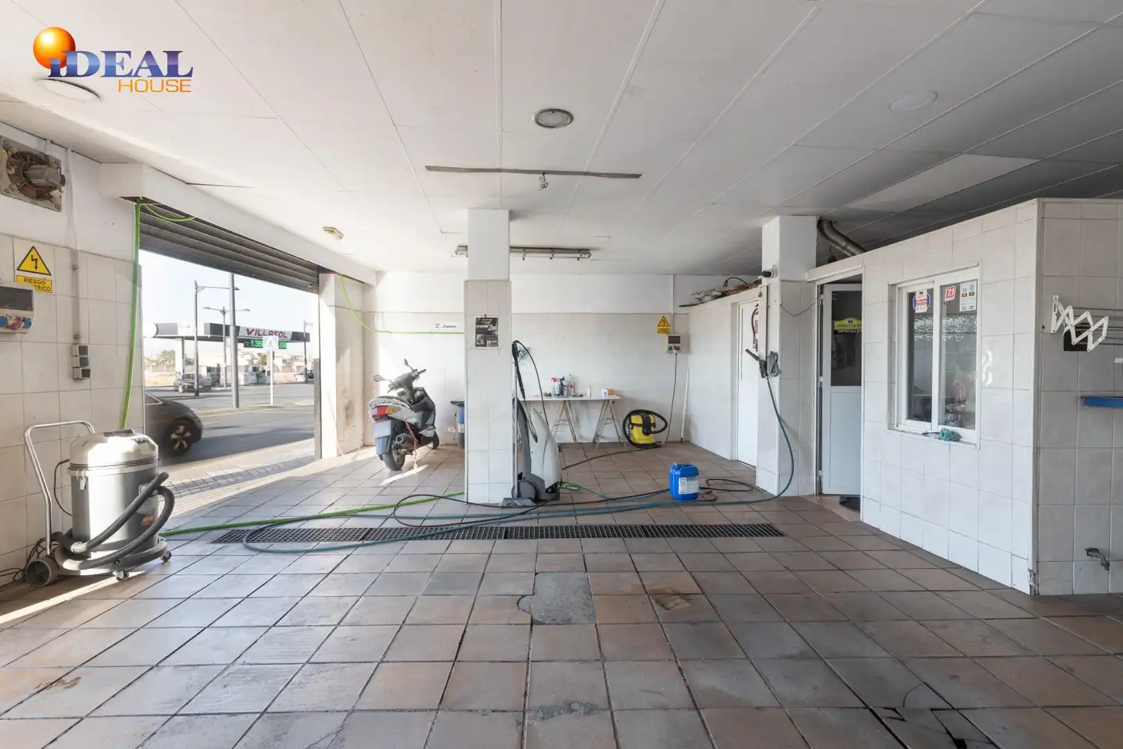 Parkplatz von Geschaftsraum zum Verkauf in Maracena