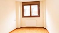 Flat for sale in Calle Prosperidad, 13, Jove, imagen 3