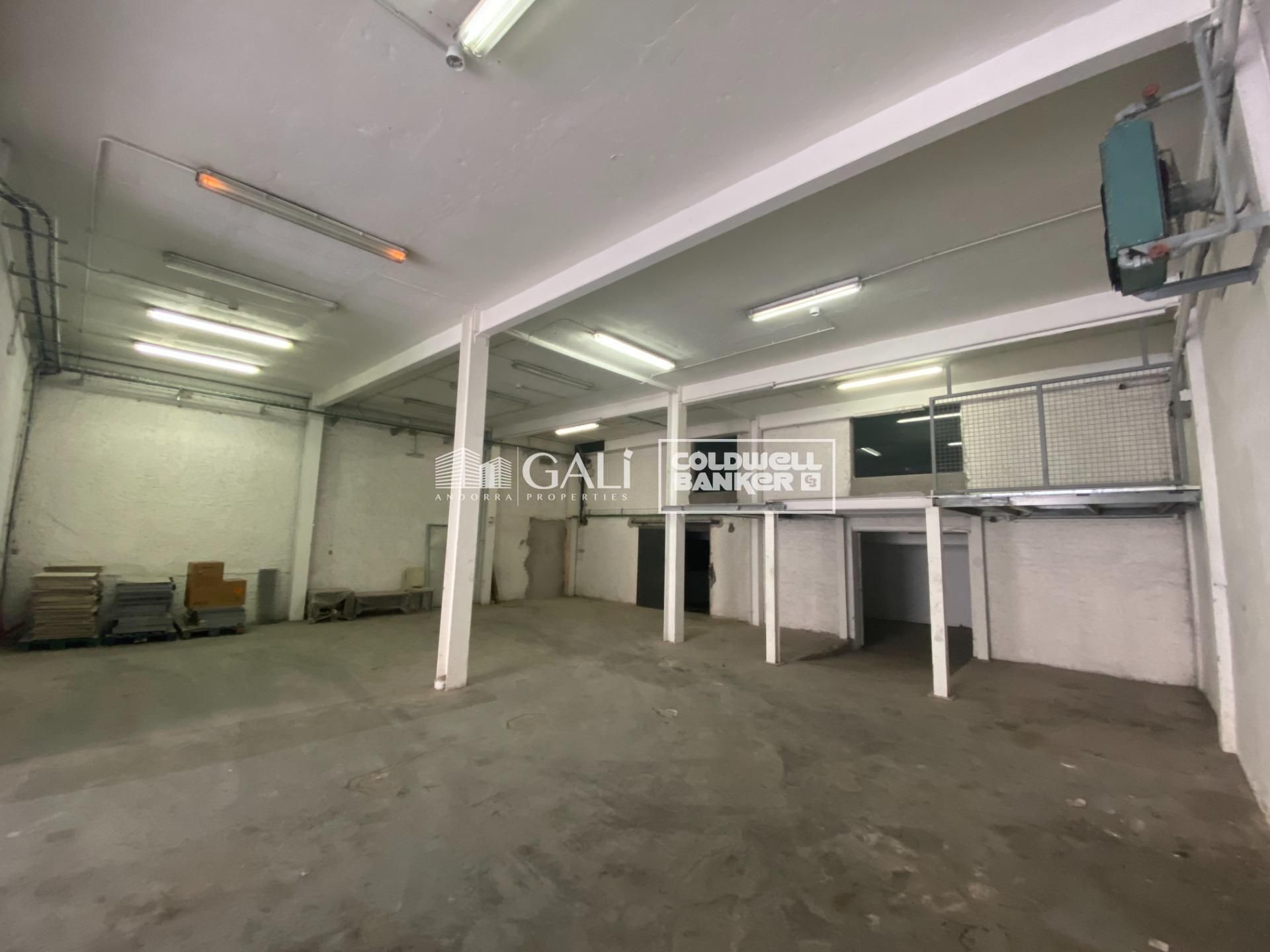Nave industrial de alquiler en Andorra la Vella
