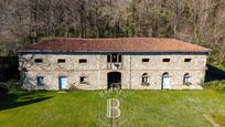 Vista exterior de Finca rústica en venda en Aia amb Calefacció, Terrassa i Balcó