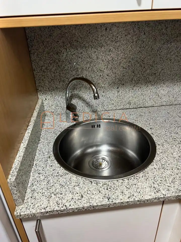 Estudio en venta en PI Y MARGALL, Casco Vello