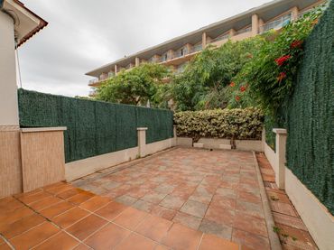 House with balcony for sale in Santa Susanna