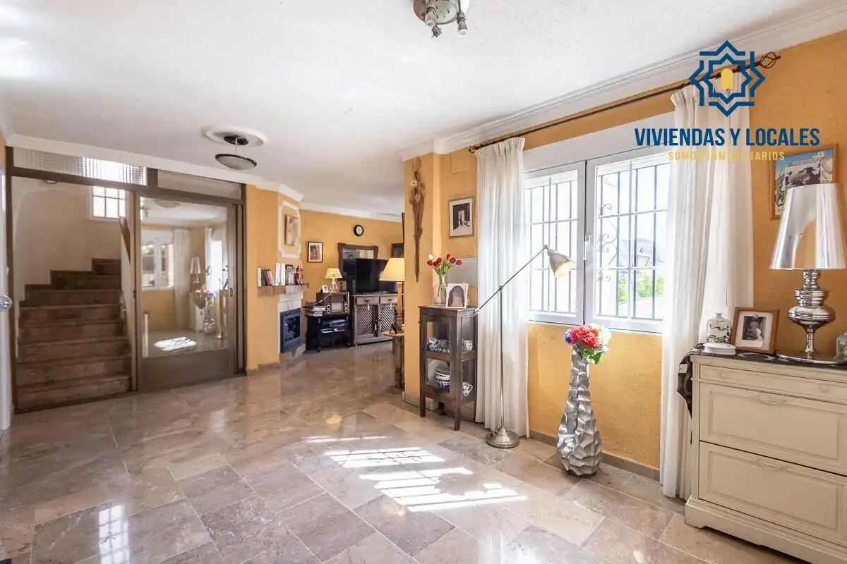 Villa mit Pool zum Verkauf in Pinos Genil, imagen 9