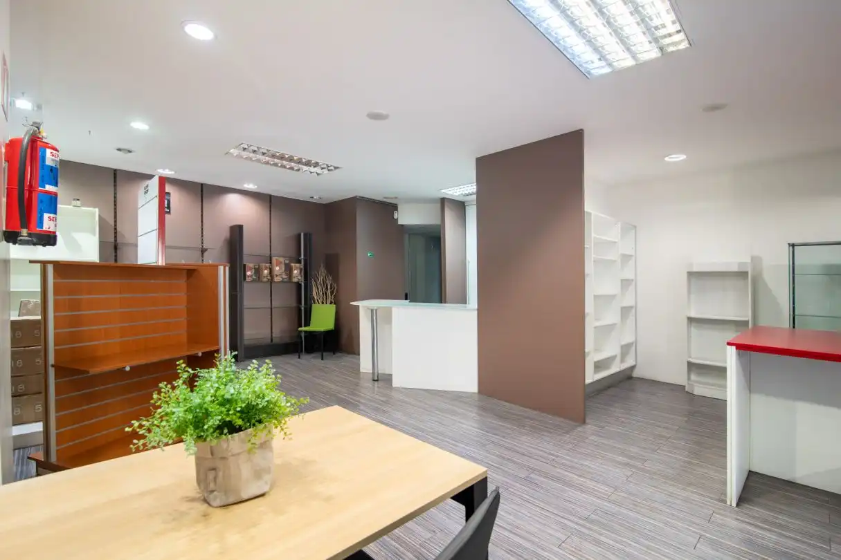 Business premises to rent in Iturriotz Kalea 15, imagen 3