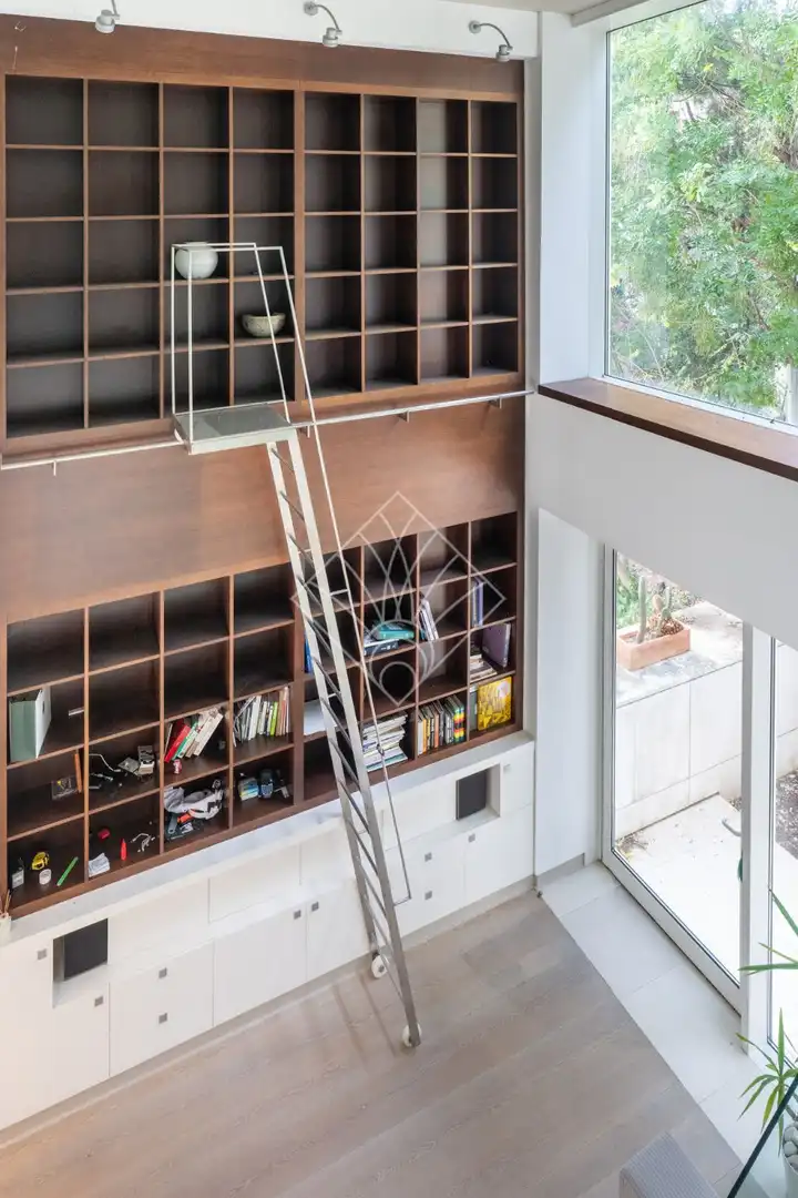Balcony of Houses for sale in Barcelona  with Air Conditioner, Heating and Terrace