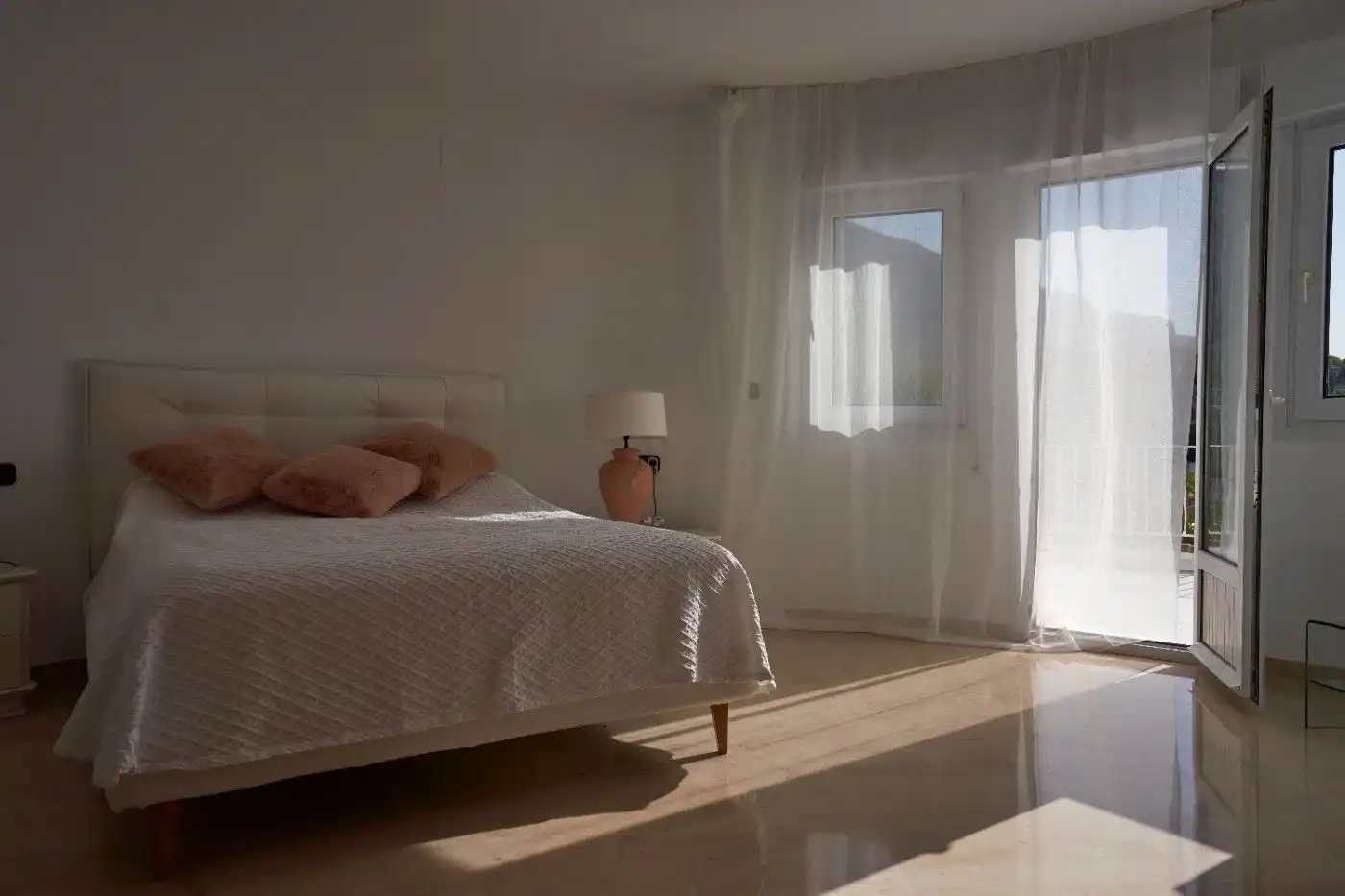 Habitación de Casa o chalet de alquiler en Dénia con Aire acondicionado, Jardín privado y Terraza