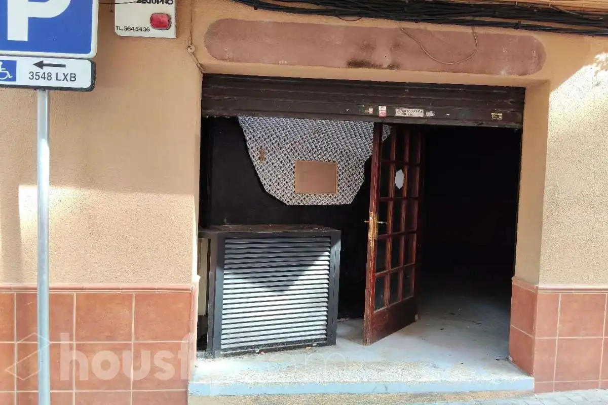 Local de alquiler en Carrer d'Aragó, Zona Alta
