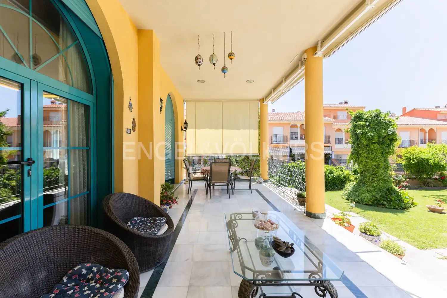 Terrassa de Finca rústica en venda en Viver amb Aire condicionat, Calefacció i Jardí privat