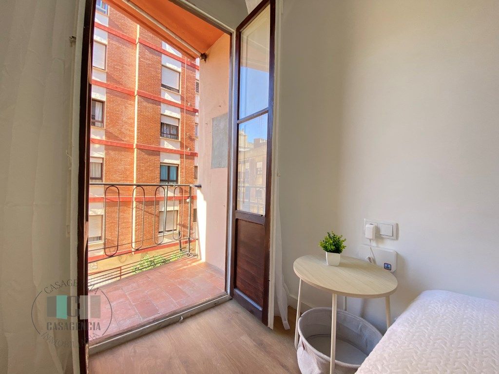 Bedroom of Flat for sale in Castellón de la Plana / Castelló de la Plana  with Balcony