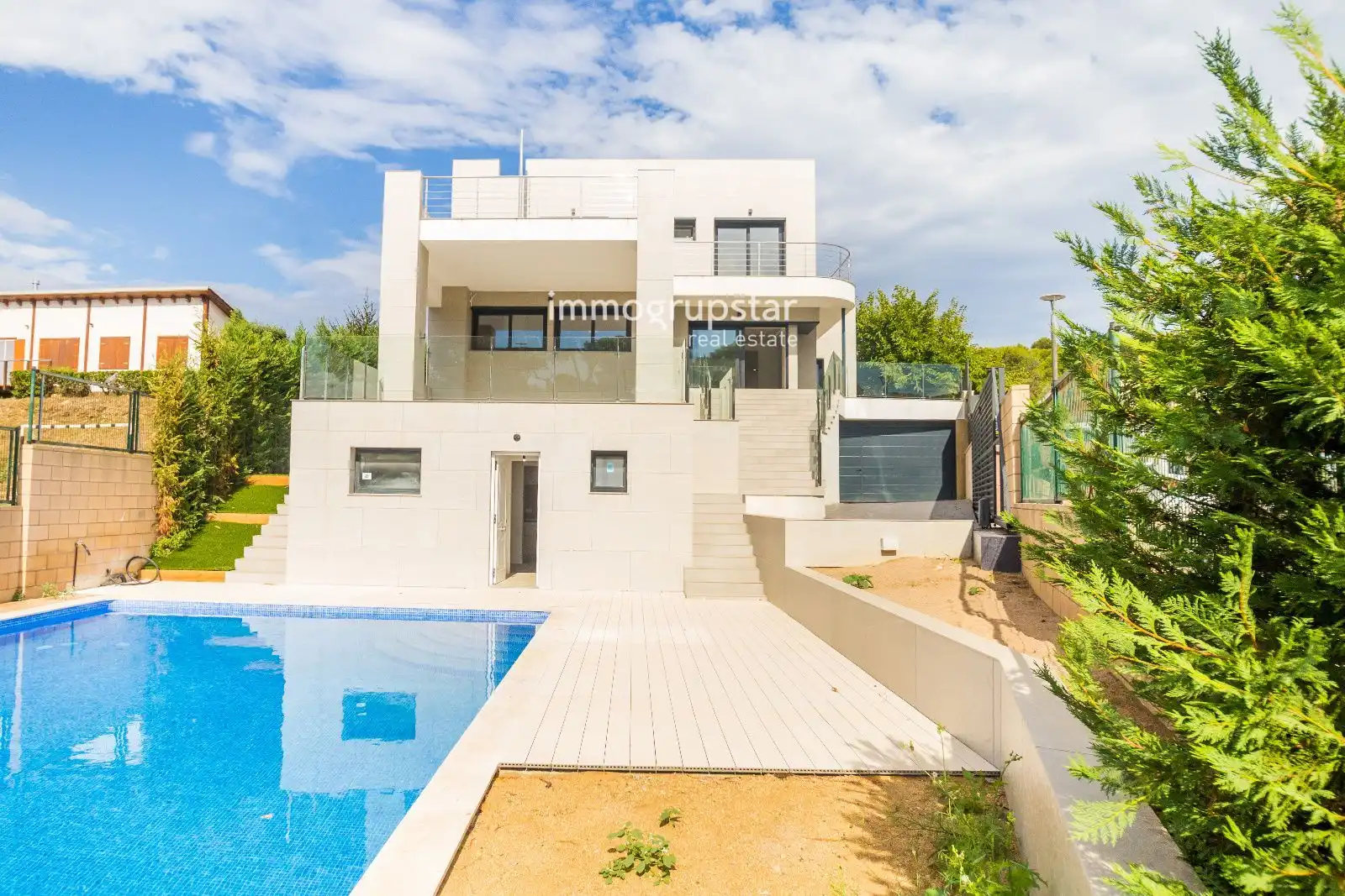 Vista exterior de Casa o xalet en venda en Palamós amb Aire condicionat, Calefacció i Terrassa