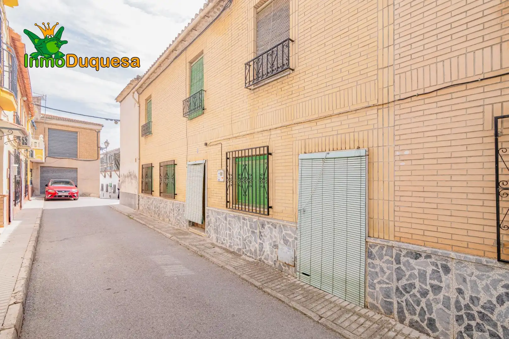 Vista exterior de Casa adosada en venda en Las Gabias