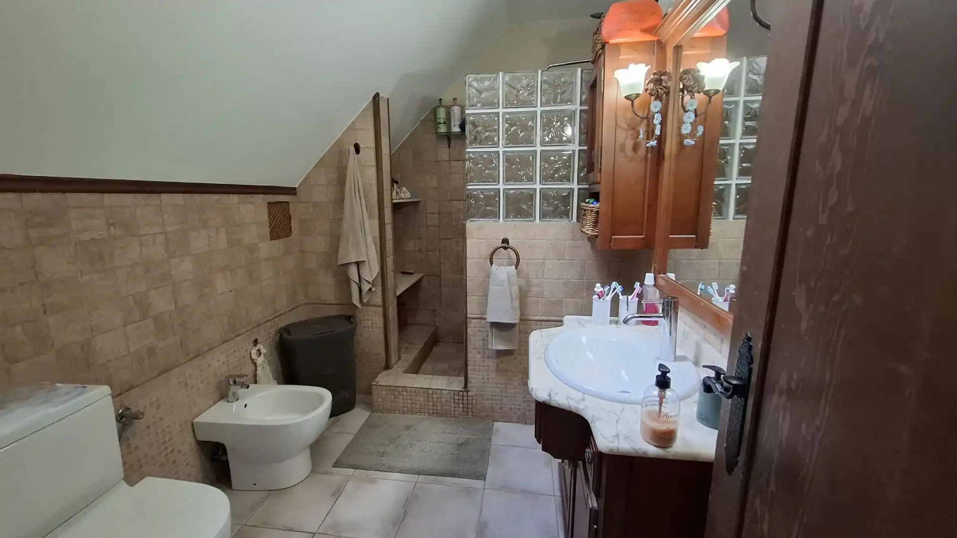 Houses for sale in Vallirana