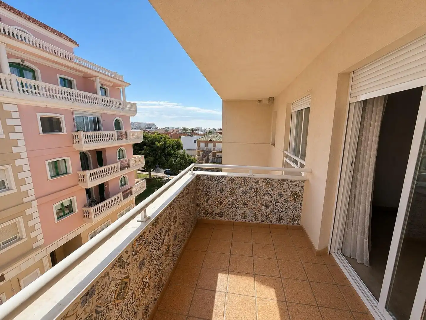Terrassa de Pis en venda en Roquetas de Mar amb Aire condicionat, Terrassa i Moblat