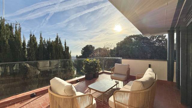 Casa-chalet en Alquiler en Sarrià