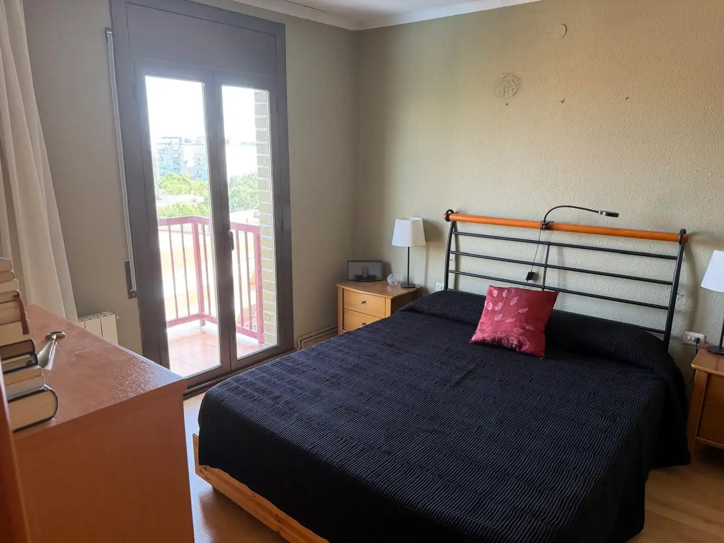 Habitación de Piso en venta en Badalona con Aire acondicionado, Calefacción y Parquet