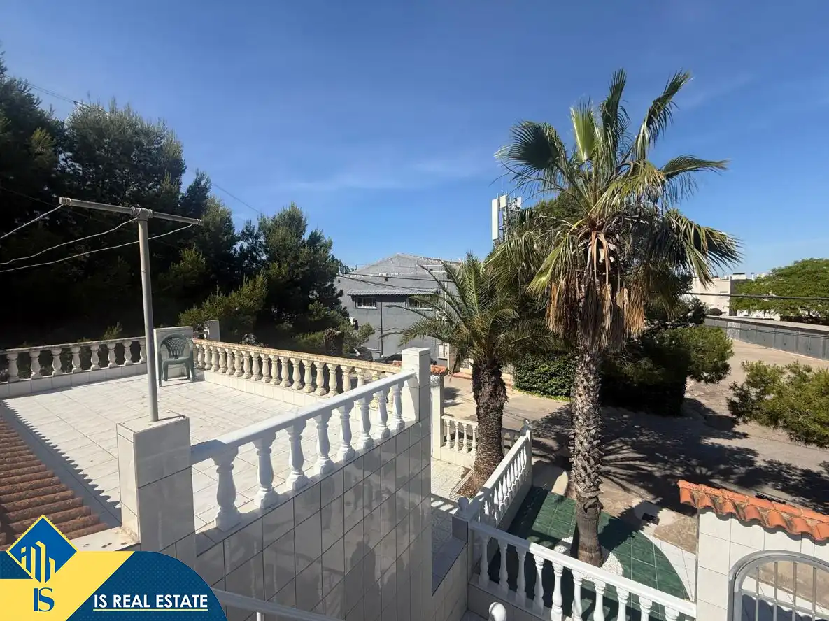 Vista exterior de Casa o chalet en venta en Torrevieja con Calefacción, Jardín privado y Terraza