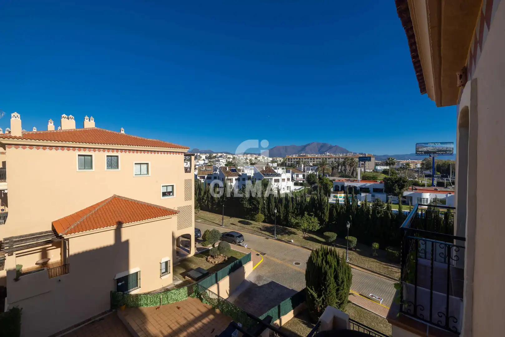 Duplexes for sale in La Duquesa