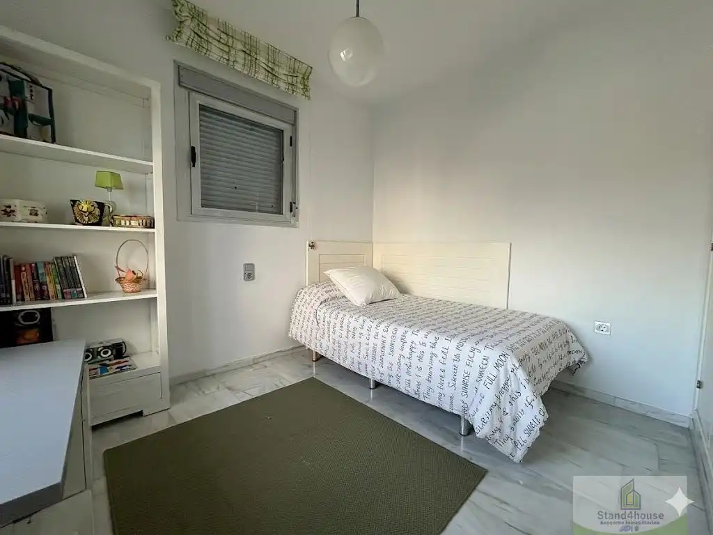 Habitación de Casa o chalet en venta en Bollullos Par del Condado con Aire acondicionado, Calefacción y Terraza