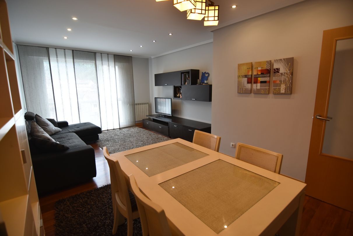 Living room of Flat for sale in Eibar  with Heating, Storage room and Furnished