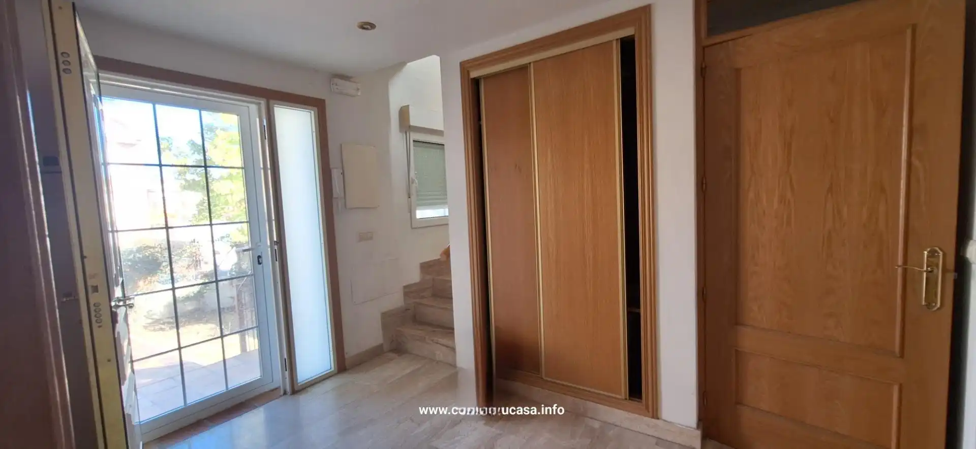 Casa adosada en venta en Calle MISTRAL, Encinillas