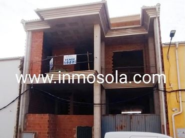 Casa en venda a Torreperogil