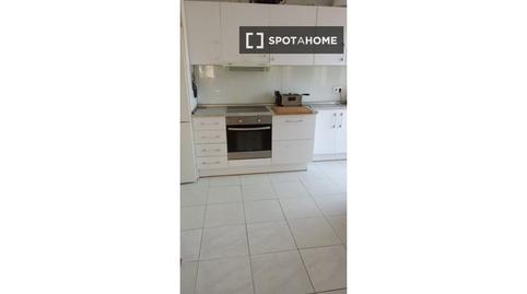 Foto 4 de Habitación en Río Real, Marbella