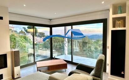Sala d'estar de Casa o xalet en venda en Lloret de Mar amb Aire condicionat, Calefacció i Terrassa