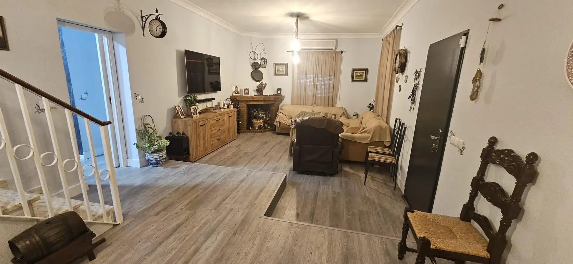 Sala de estar de Casa o chalet en venta en Utrera con Aire acondicionado, Jardín privado y Terraza