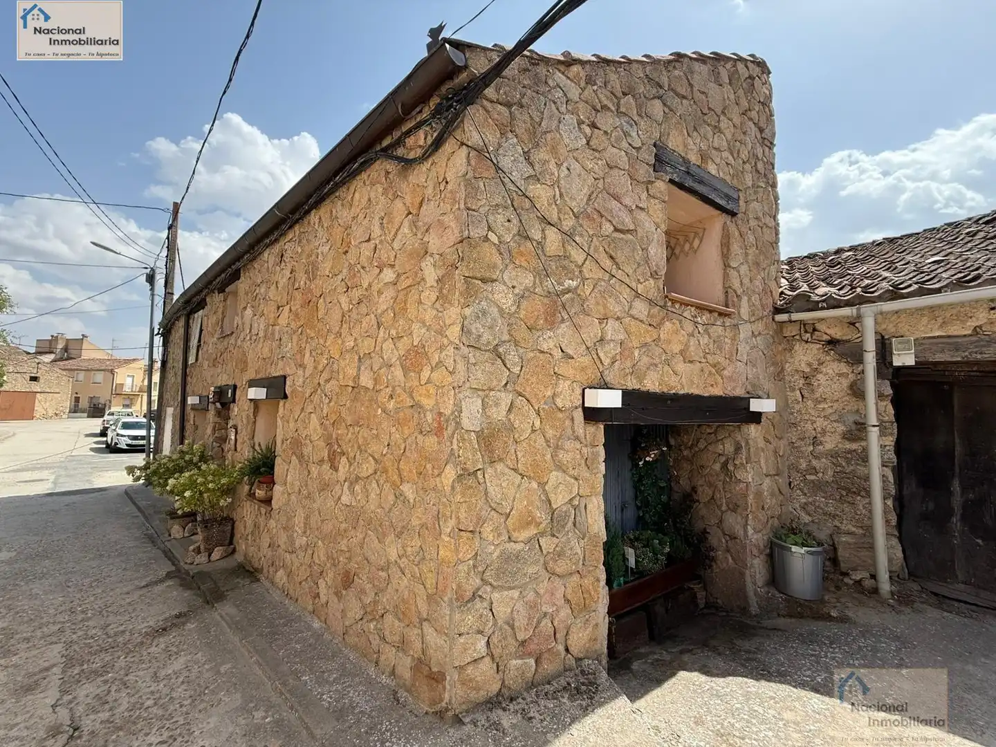Flat for sale in Basardilla