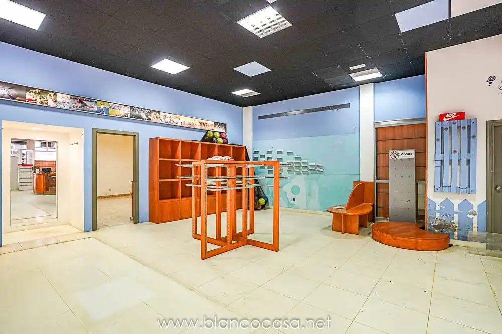 Business premises for sale in Arteixo pueblo, imagen 4