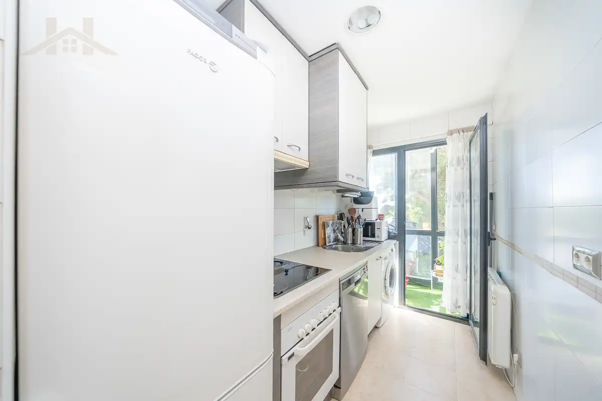 Kitchen of Flat for sale in El Escorial  with Air Conditioner, Heating and Parquet flooring