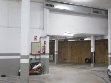 Parking à vendre à ESTATUT