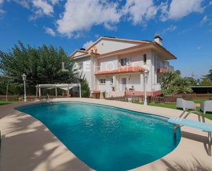 Vista exterior de Casa o xalet de lloguer en Corbera de Llobregat amb Calefacció, Jardí privat i Terrassa