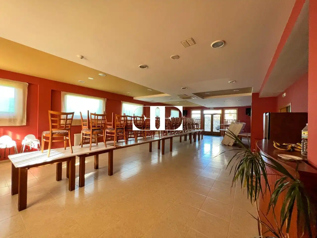Buildings for sale in Oia