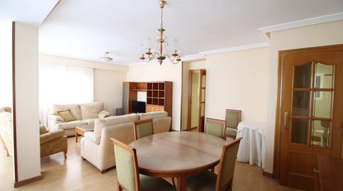 Foto 2 de Piso de alquiler en Benalúa, Alicante / Alacant