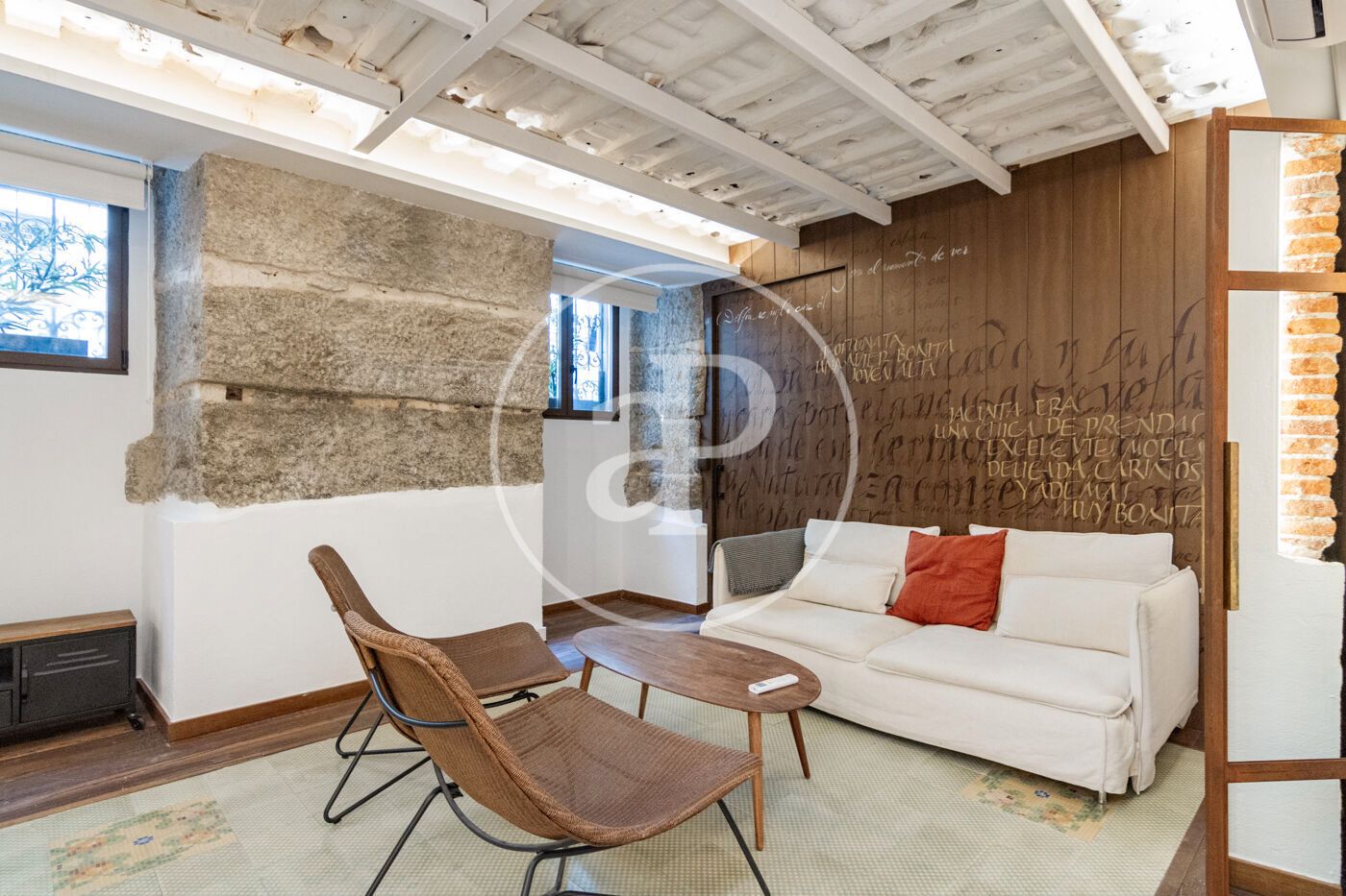 Living room of Flat for sale in  Madrid Capital  with Heating and Furnished