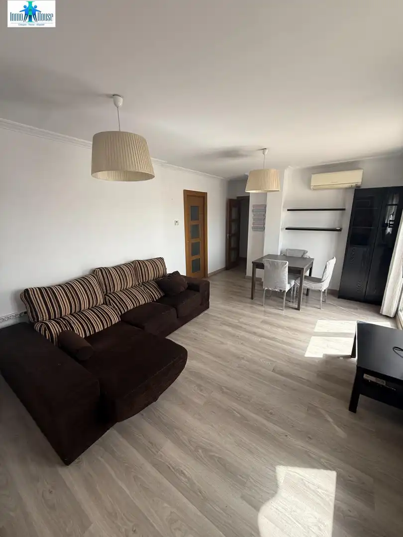 Sala d'estar de Àtic en venda en Albacete amb Aire condicionat, Calefacció i Parquet