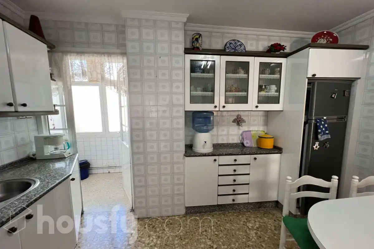 Cocina de Piso en venta en A Coruña Capital  con Calefacción