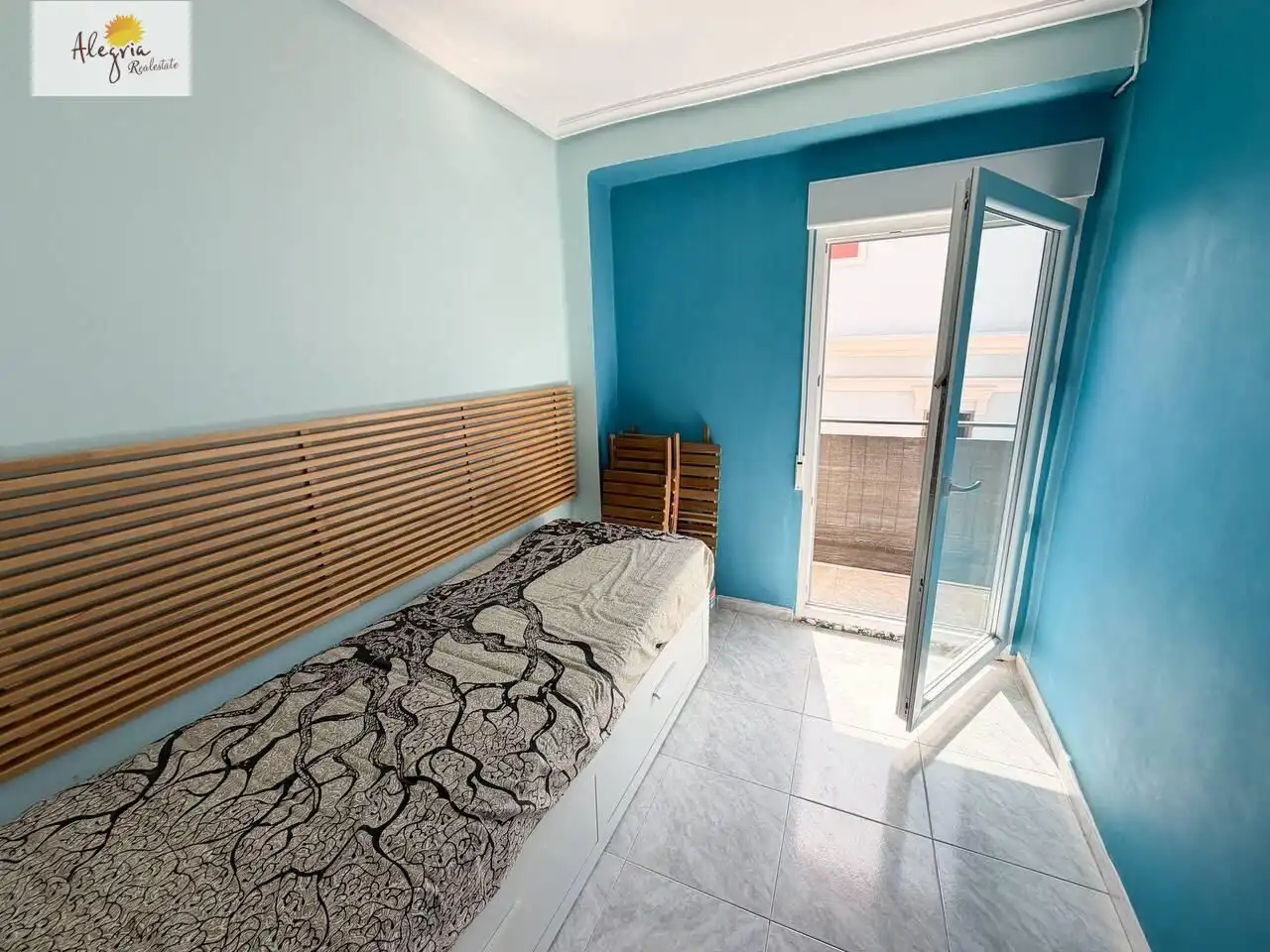 Terrassa de Apartament de lloguer en Valencia amb Aire condicionat, Moblat i Balcó