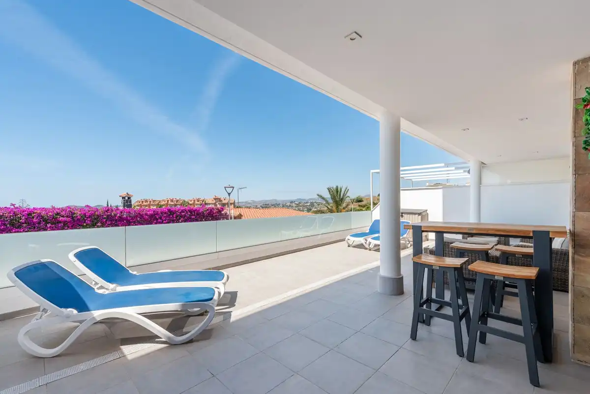 Terraza de Planta baja en venta en Fuengirola con Aire acondicionado, Calefacción y Terraza