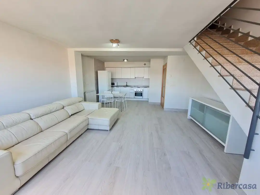 Sala de estar de Ático en venta en Tudela con Calefacción, Terraza y Balcón