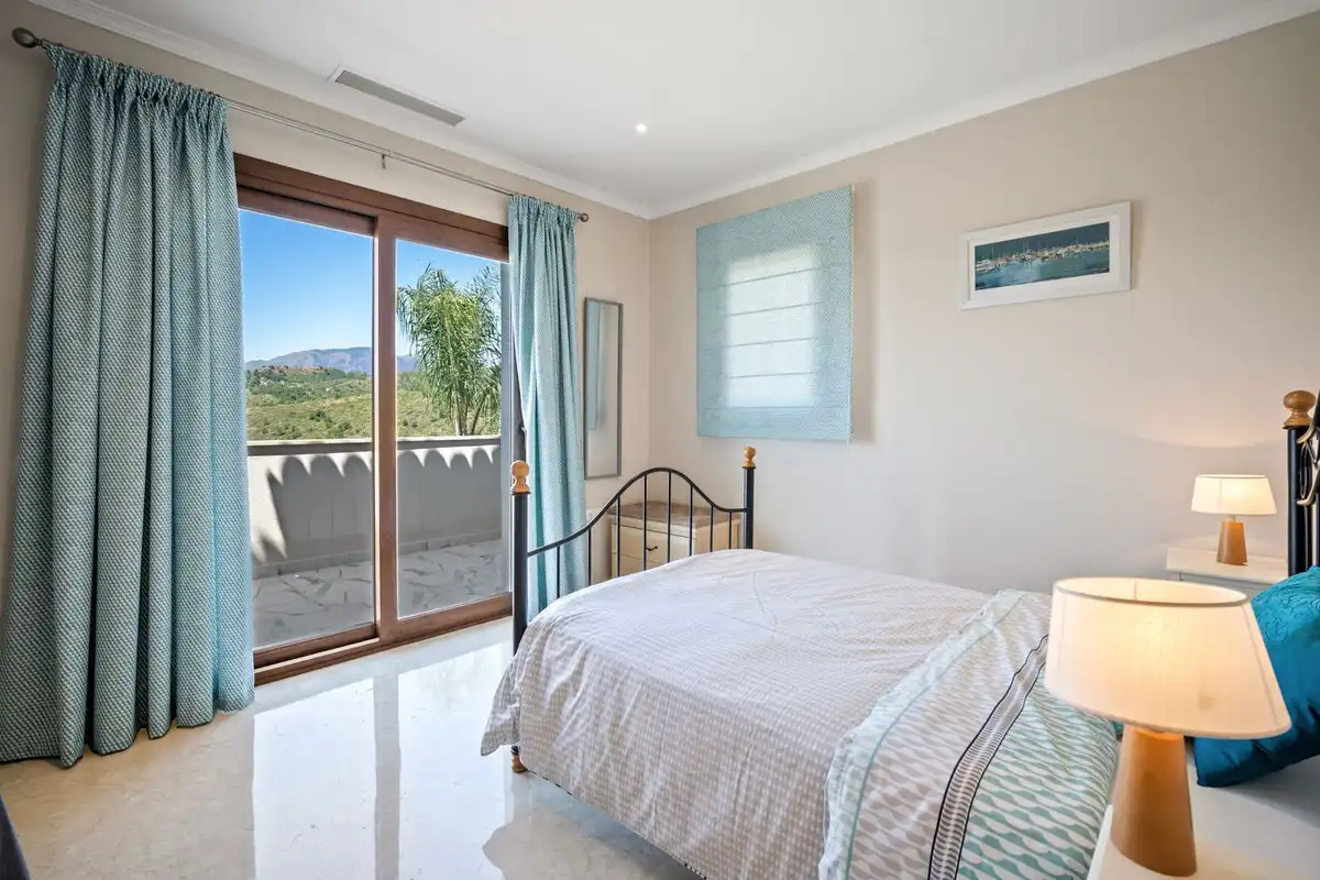 Casa con piscina en venta en Benahavís pueblo, imagen 18