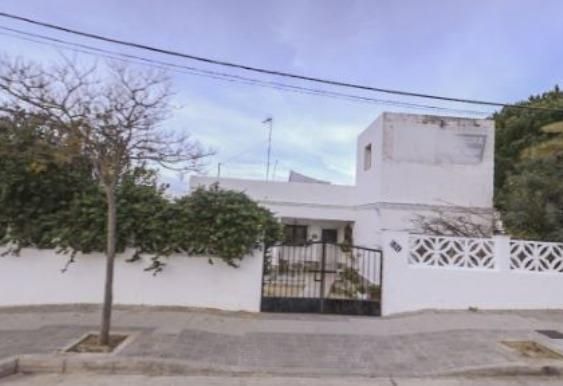 Vista exterior de Casa o chalet en venta en Chiclana de la Frontera