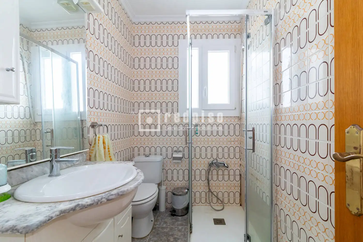 Baño de Piso en venta en Valencia con Aire acondicionado